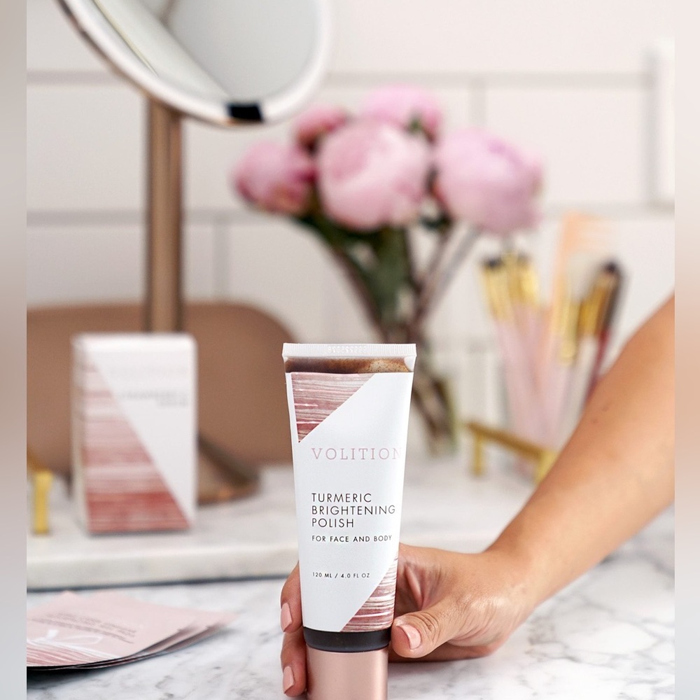 Volition Turmeric Brightening Polish